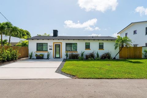 742 NE 17th Avenue Fort Lauderdale FL 33304