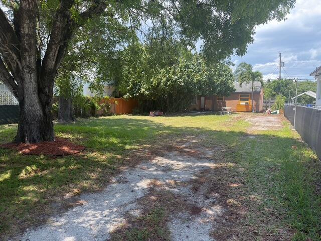 Hollywood Park - Residential