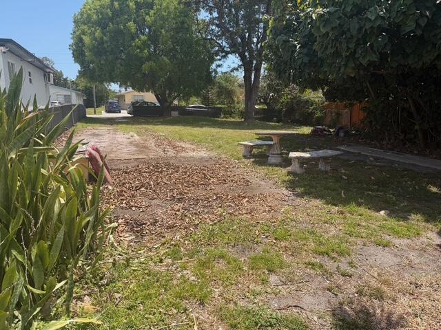 Hollywood Park - Residential