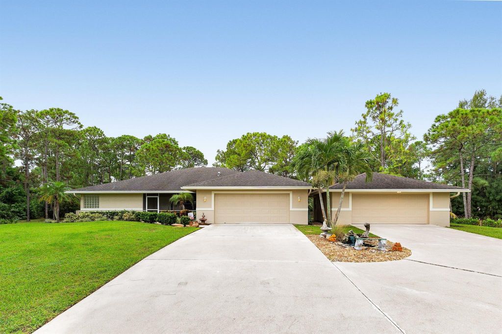 Photo of 14156 87th Street N, Loxahatchee, FL 33470 (MLS # R11123486)