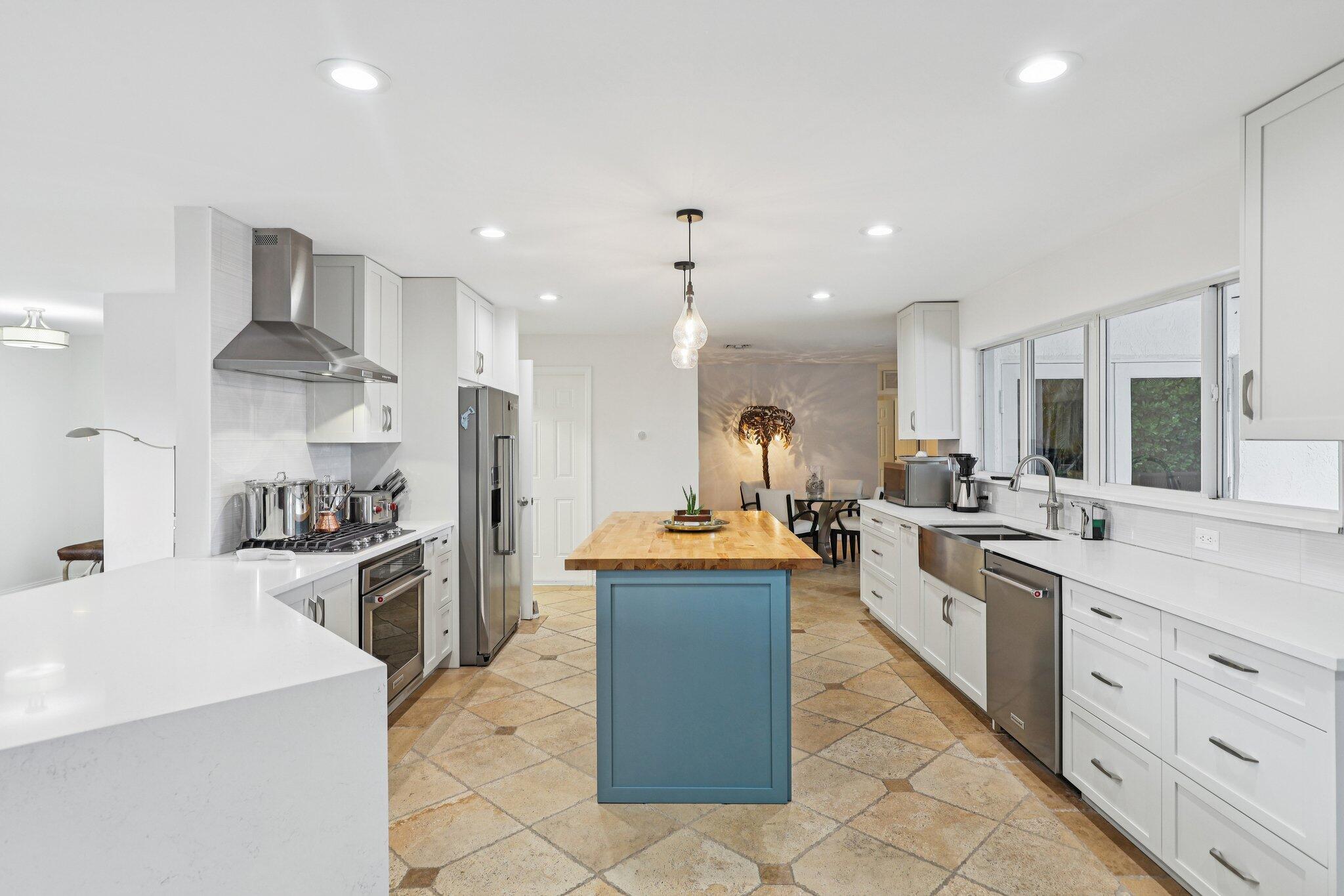 HARBOR VILLAGE SEC - Residential