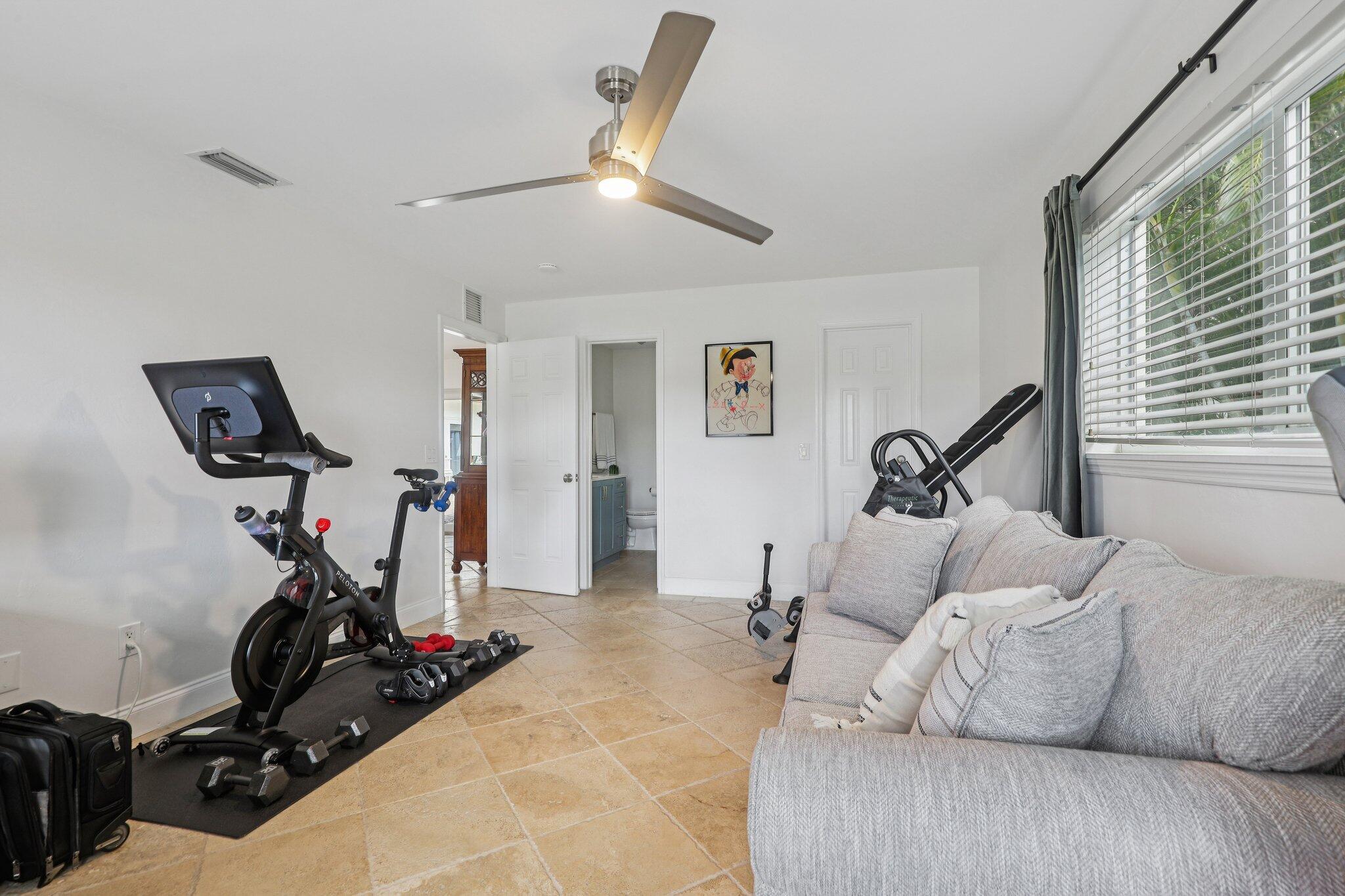 HARBOR VILLAGE SEC - Residential