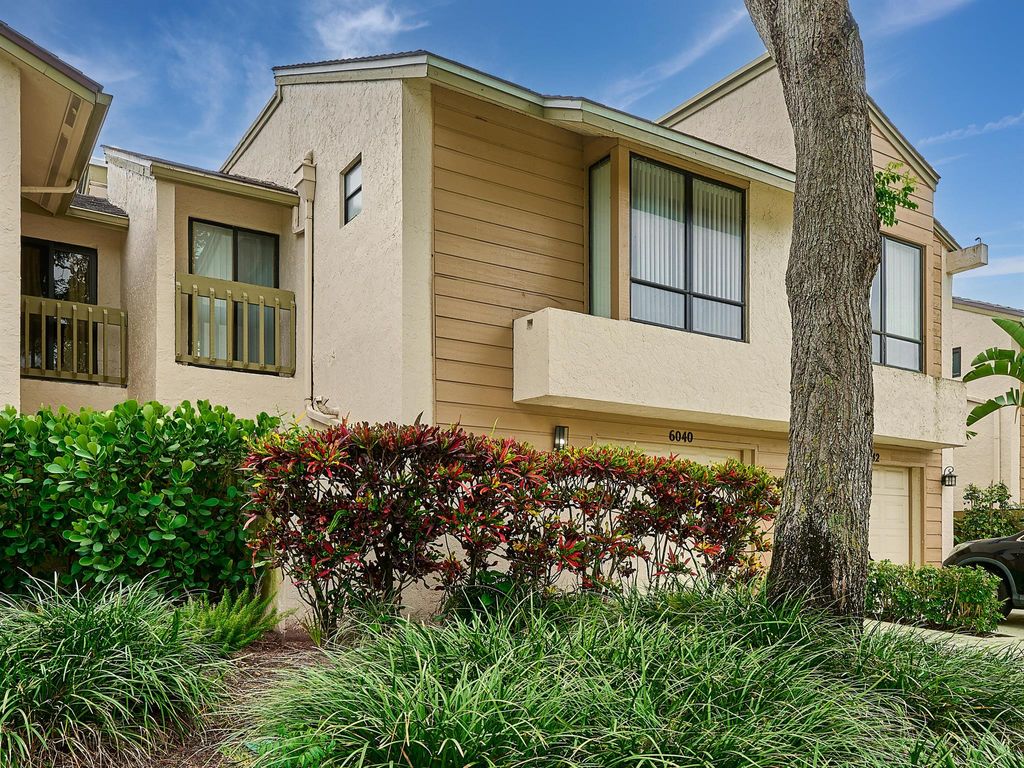 Photo of 6040 Glendale Drive, Boca Raton, FL 33433 (MLS # R11103880)