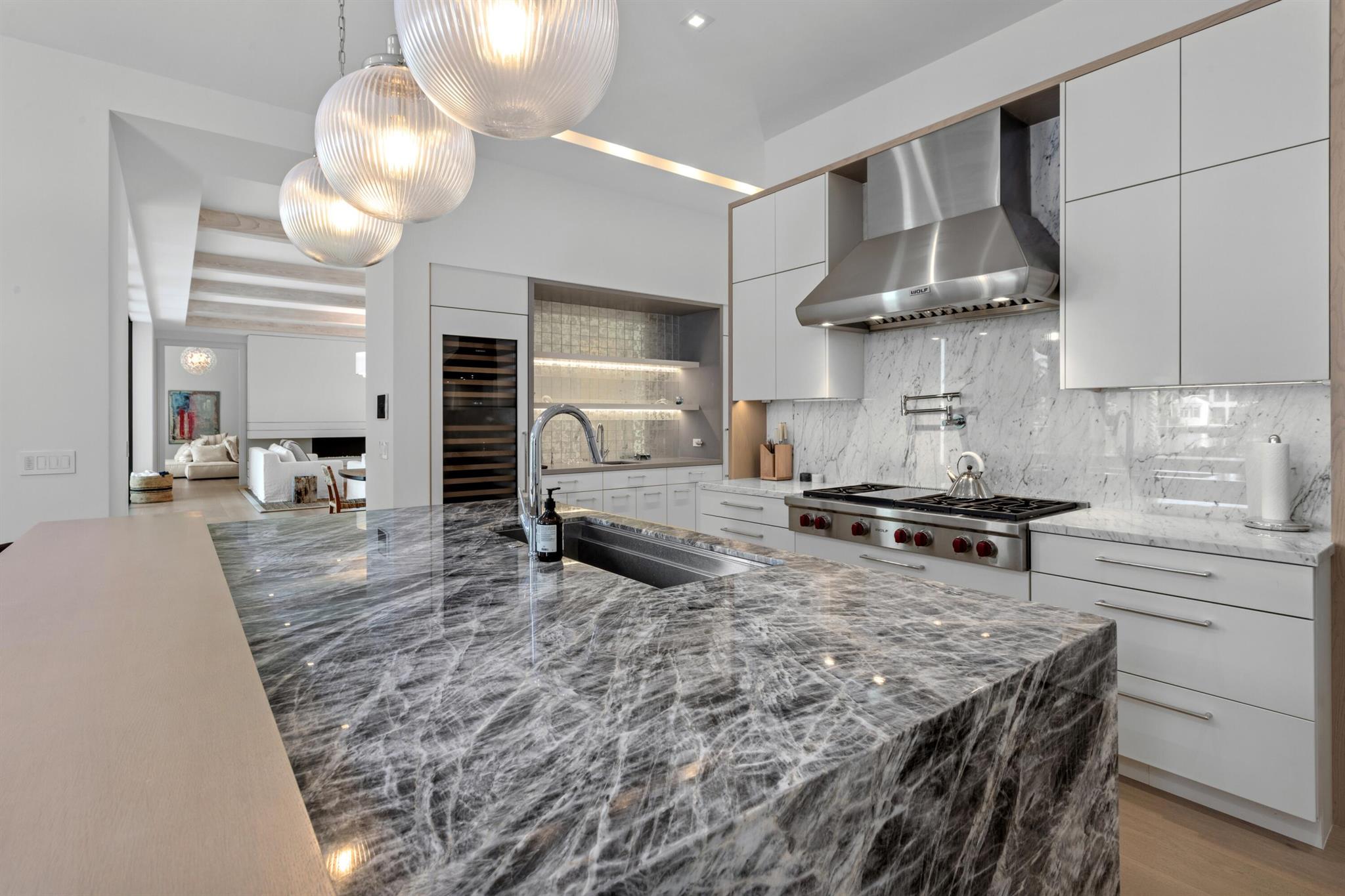 SEAGATE SEC A - Residential Lease