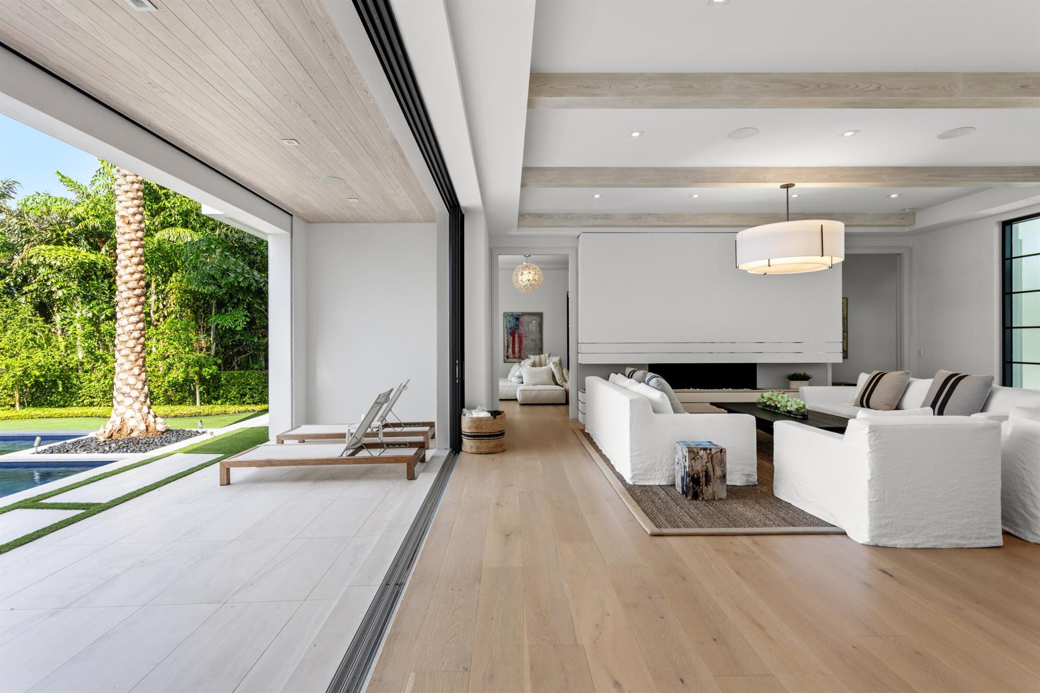 SEAGATE SEC A - Residential Lease