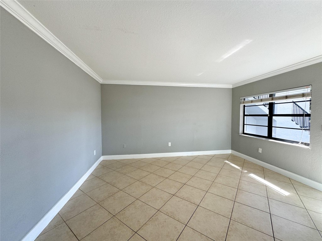 1925 Madison Condo - Residential