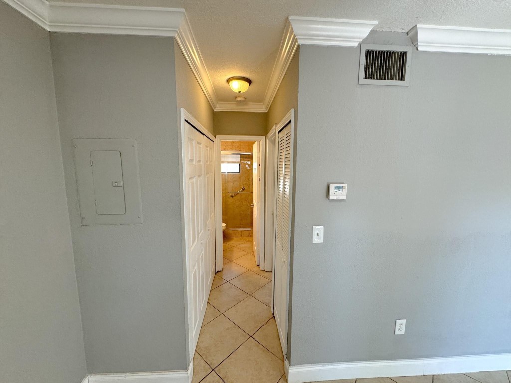 1925 Madison Condo - Residential