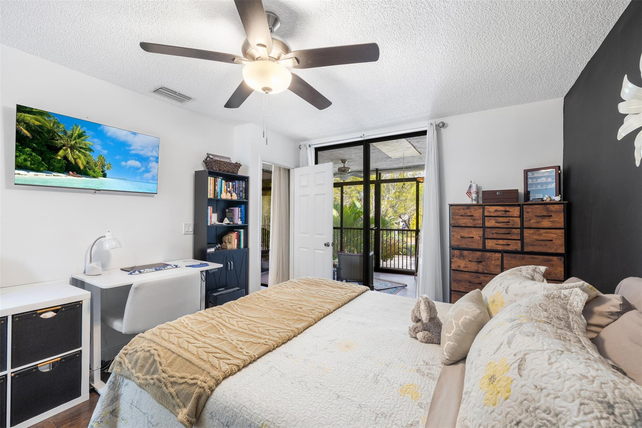 APPLEWOOD VILLAGE IV - Residential