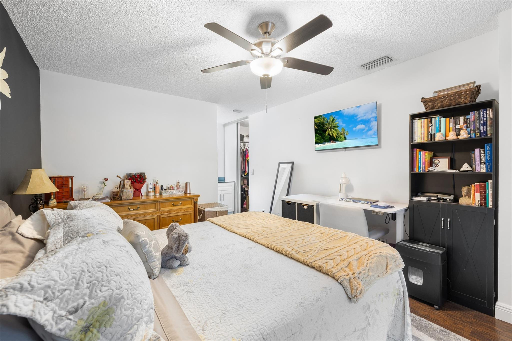 APPLEWOOD VILLAGE IV - Residential