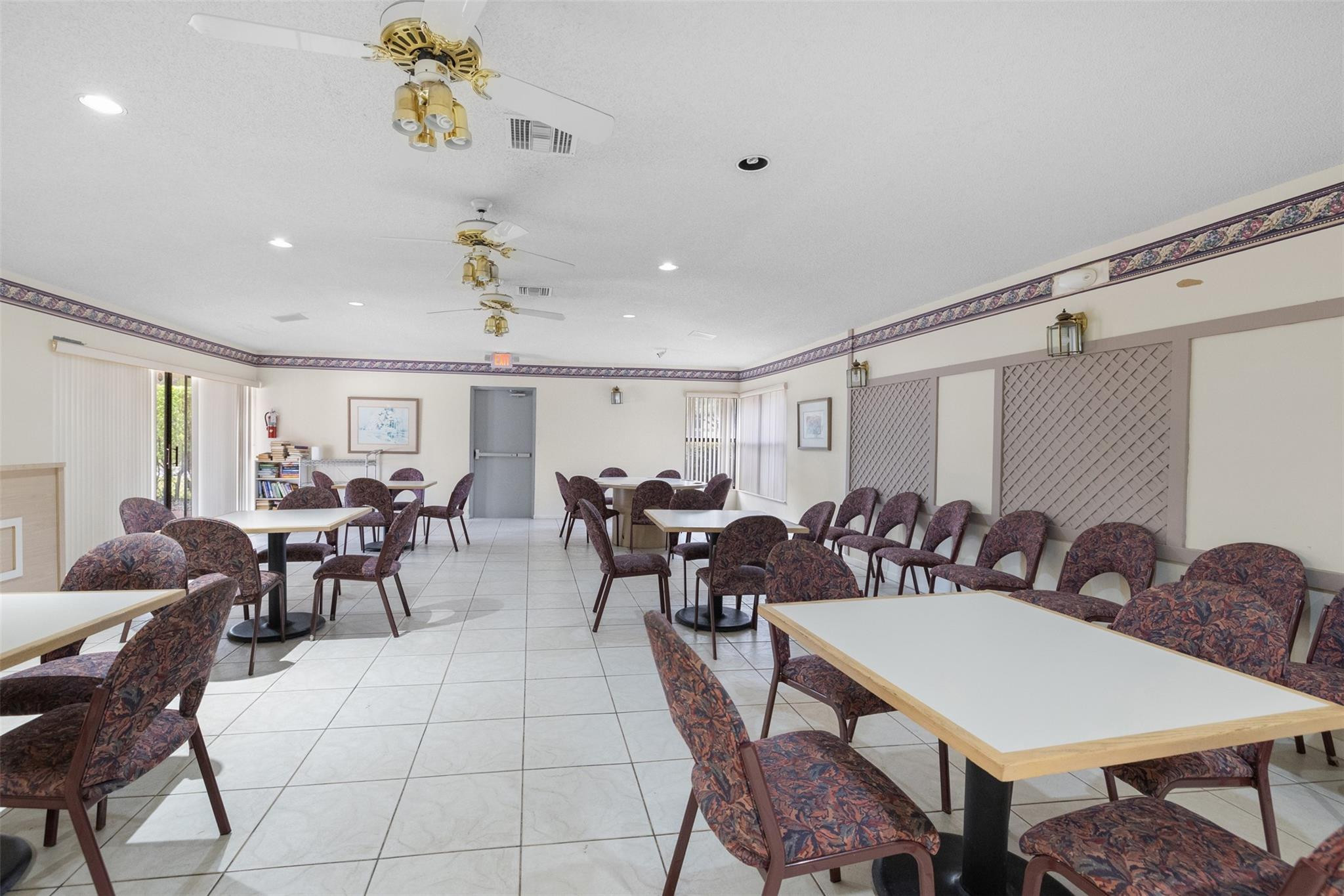 APPLEWOOD VILLAGE IV - Residential