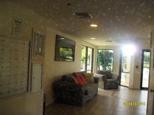 St Tropez Condo - Residential Lease