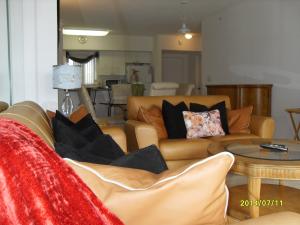 St Tropez Condo - Residential Lease