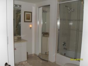 St Tropez Condo - Residential Lease