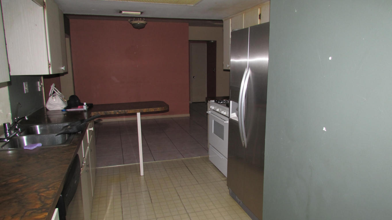 LAKE OSBORNE MNR - Residential