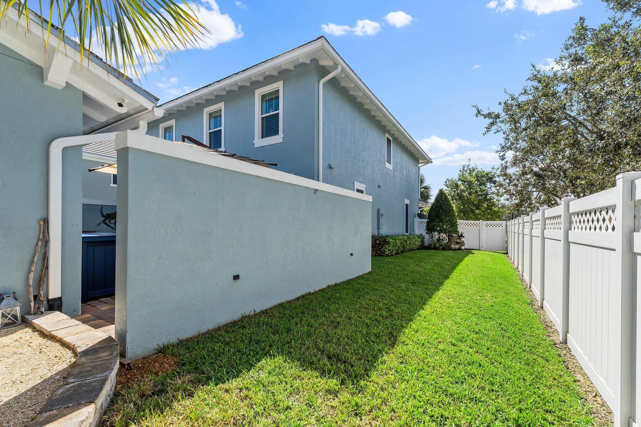 WINDSOR PARK AT ABACOA - Residential