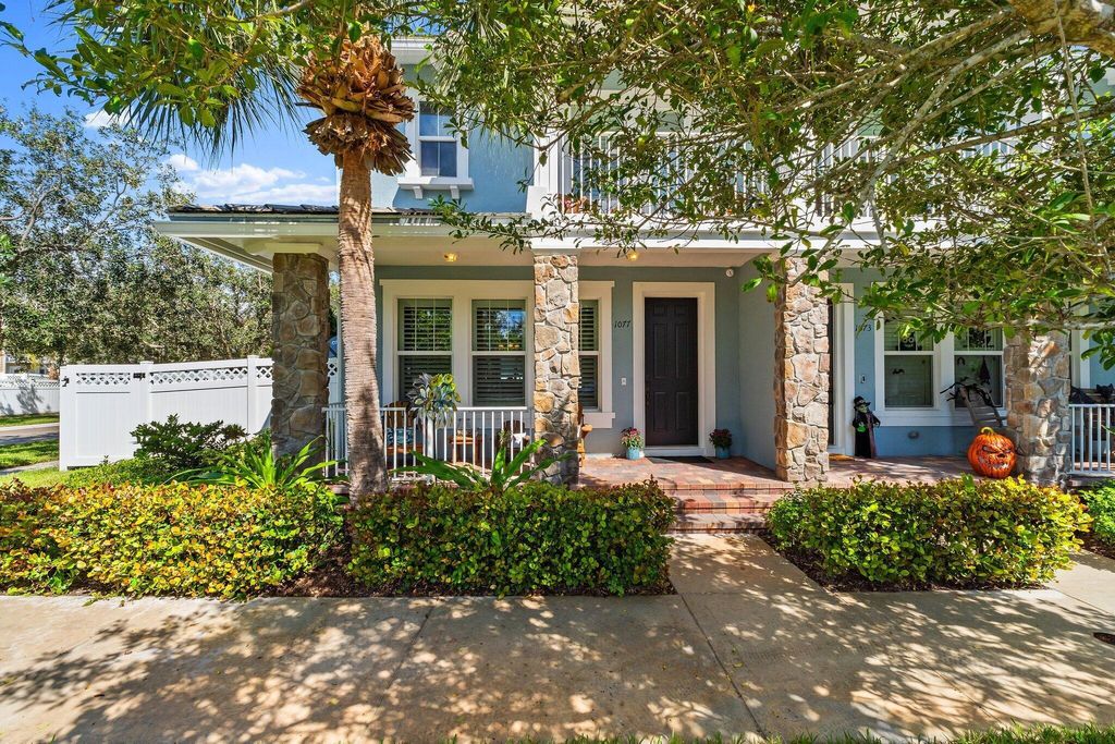 Photo of 1077 N Prescott Drive, Jupiter, FL 33458 (MLS # R11130968)