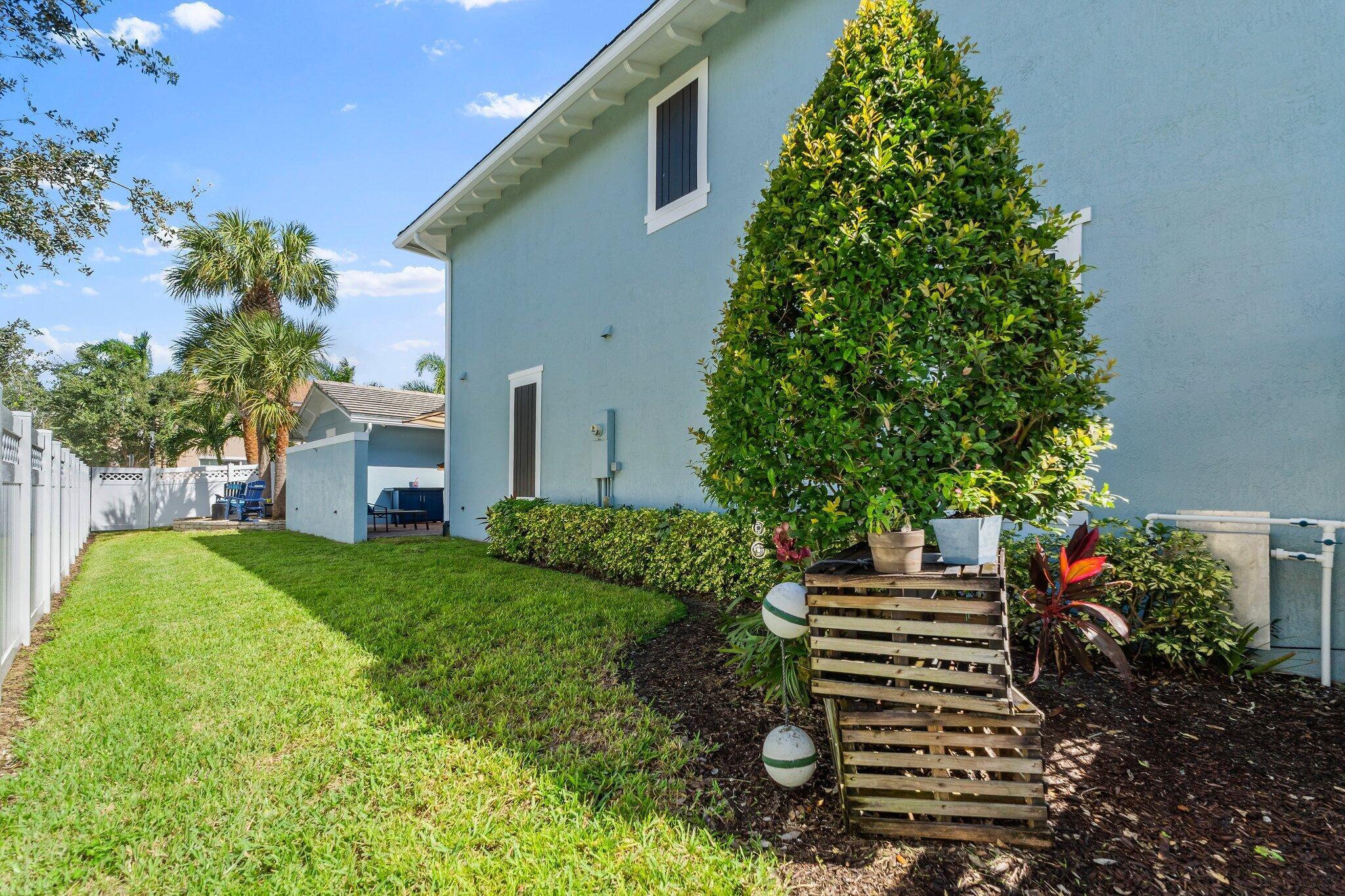 WINDSOR PARK AT ABACOA - Residential