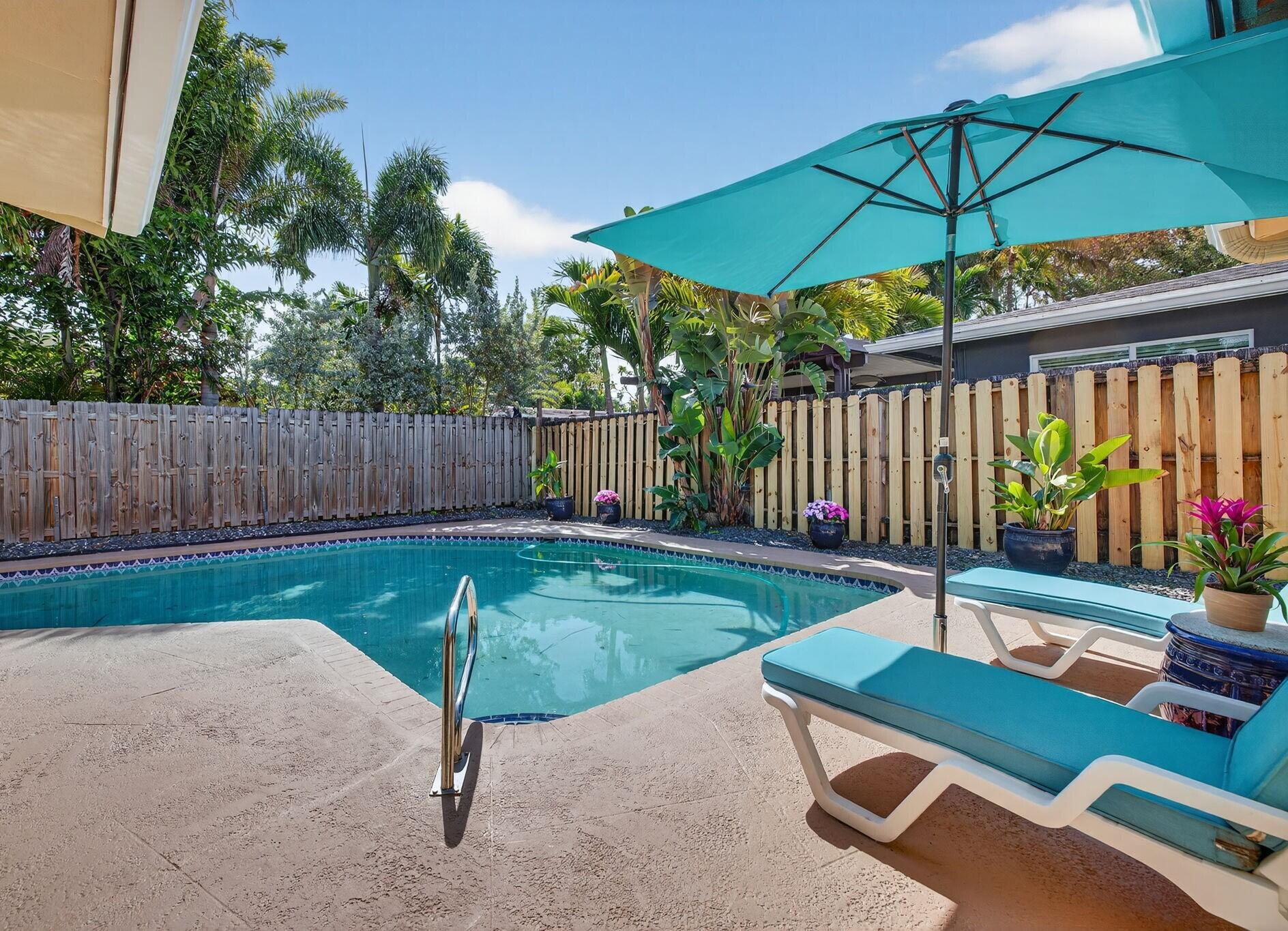 EDGEWATER ESTATES - Residential