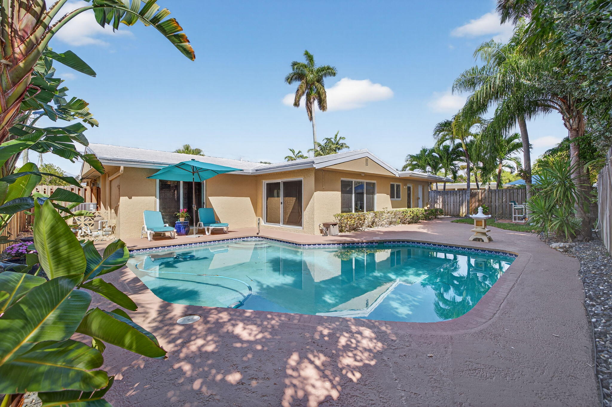 EDGEWATER ESTATES - Residential