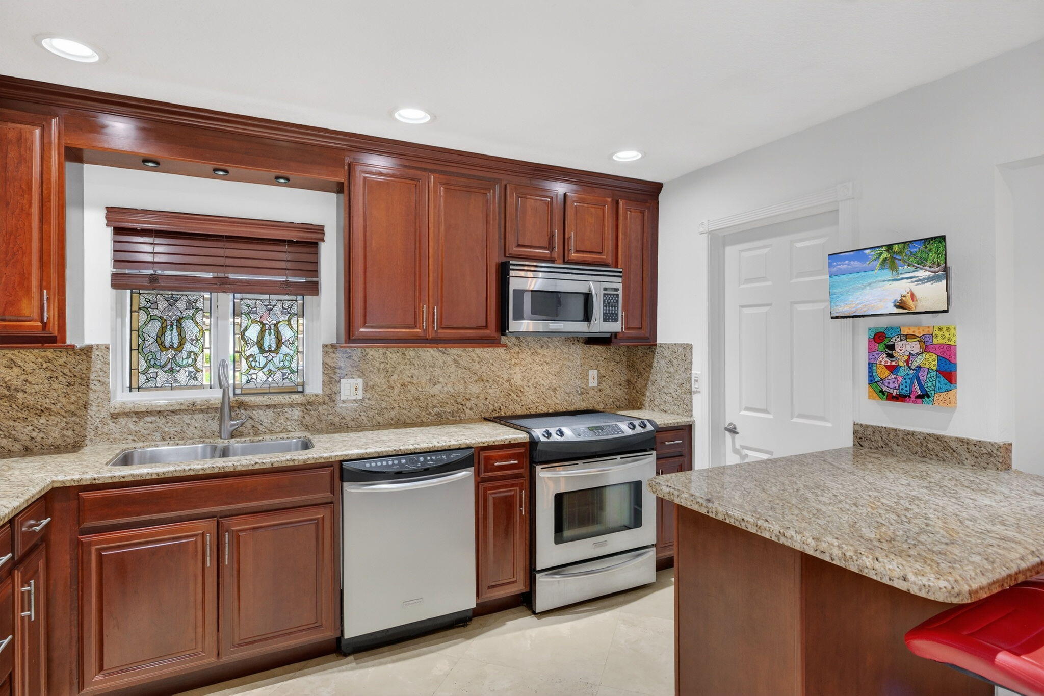 EDGEWATER ESTATES - Residential