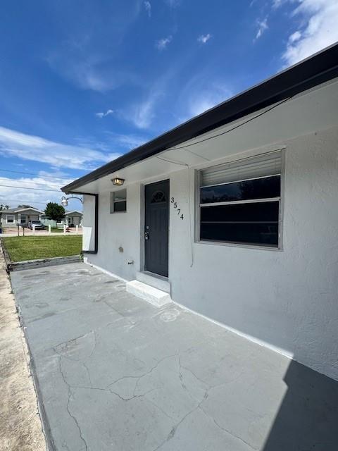 Come check out this newly remodeled property in Westgate Estates. This property is ready and perfect for you.
