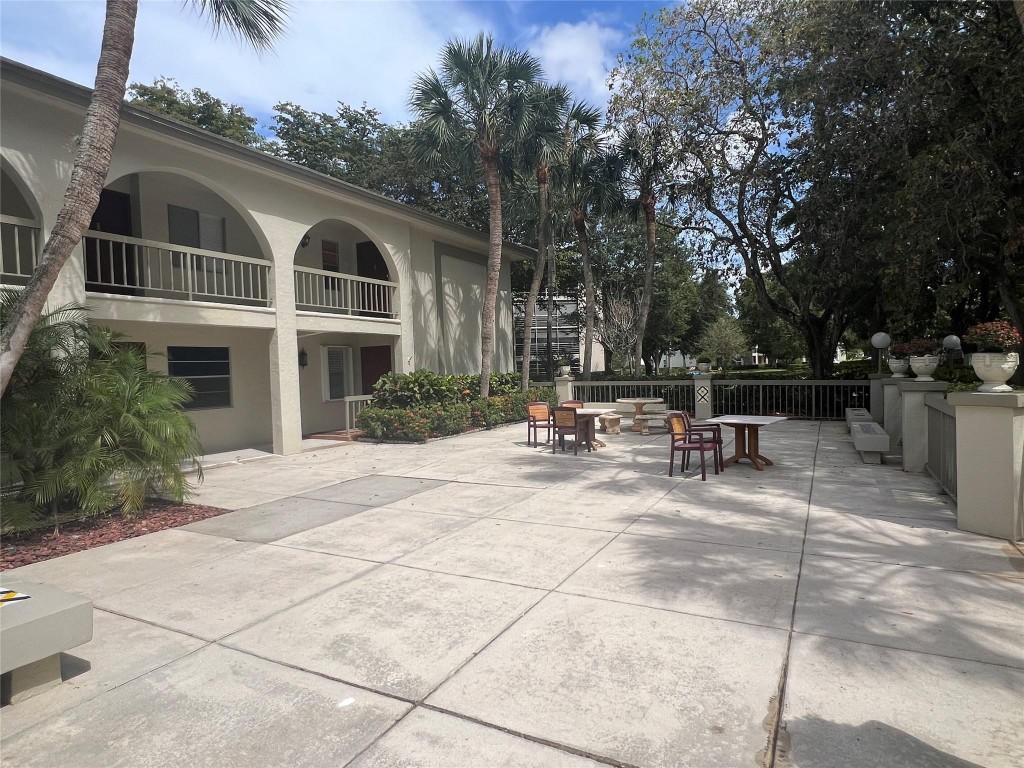 Martinique Village III - Residential Lease