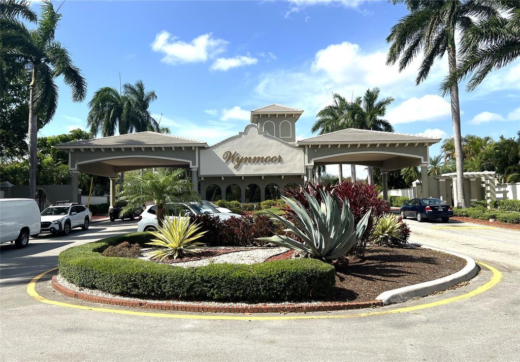 Photo of 4801 Martinique Place #G2, Coconut Creek, FL 33066 (MLS # F10539042)