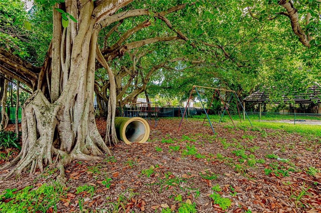 Lauderdale Isles 2-Blk 12 - Commercial Sale