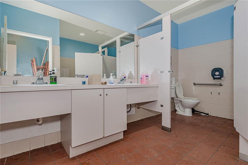 Lauderdale Isles 2-Blk 12 - Commercial Sale