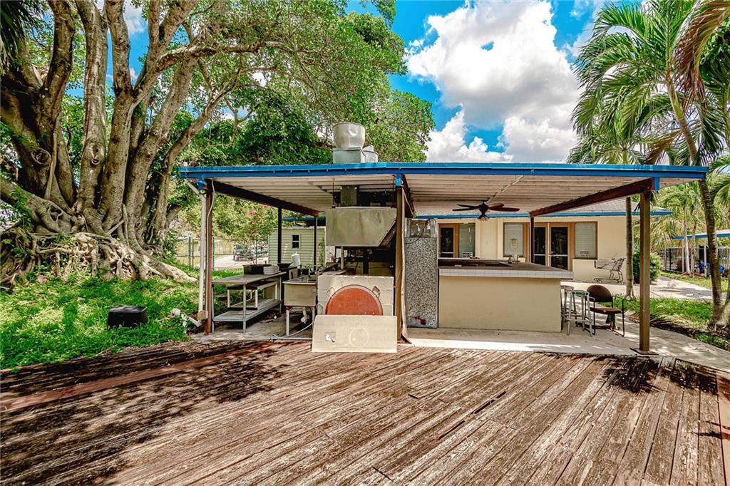 Lauderdale Isles 2-Blk 12 - Commercial Sale