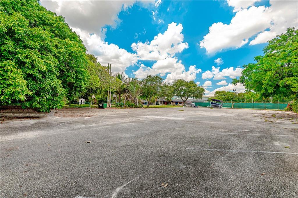 Lauderdale Isles 2-Blk 12 - Commercial Sale