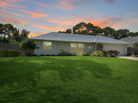 4909 Paleo Pines Circle Fort Pierce FL 34951
