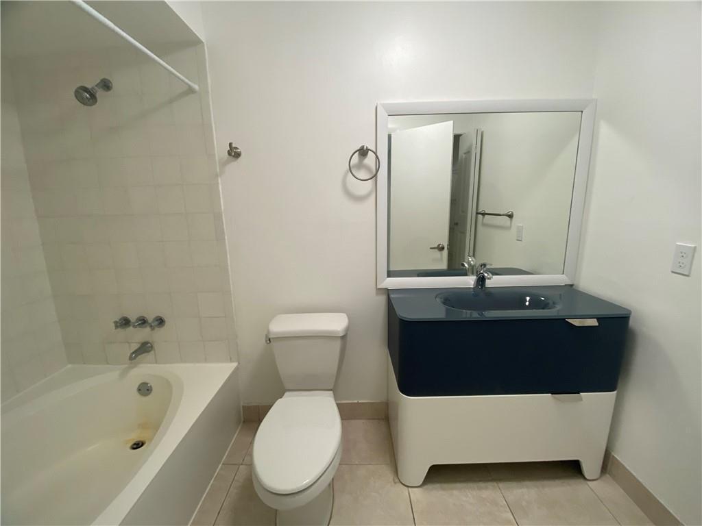 wimbledon at jacaranda - Residential