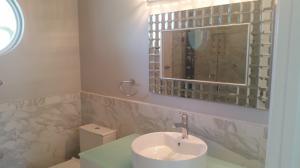 TROPIC ISLE 4TH SEC - Residential Lease