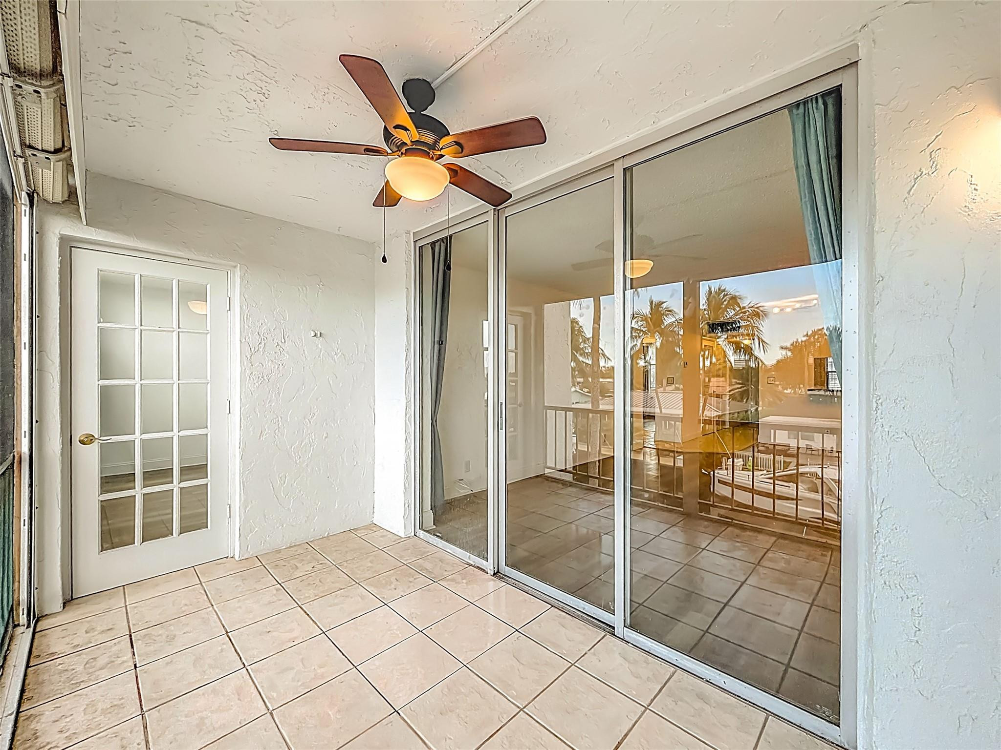 Island Club - Residential Lease