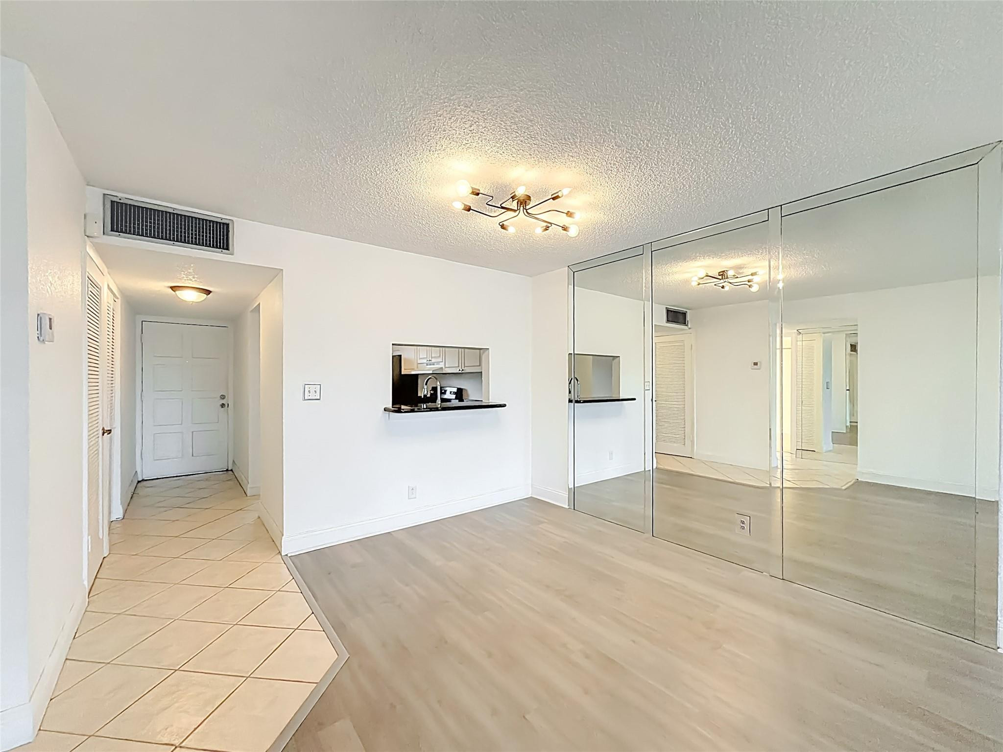 Island Club - Residential Lease