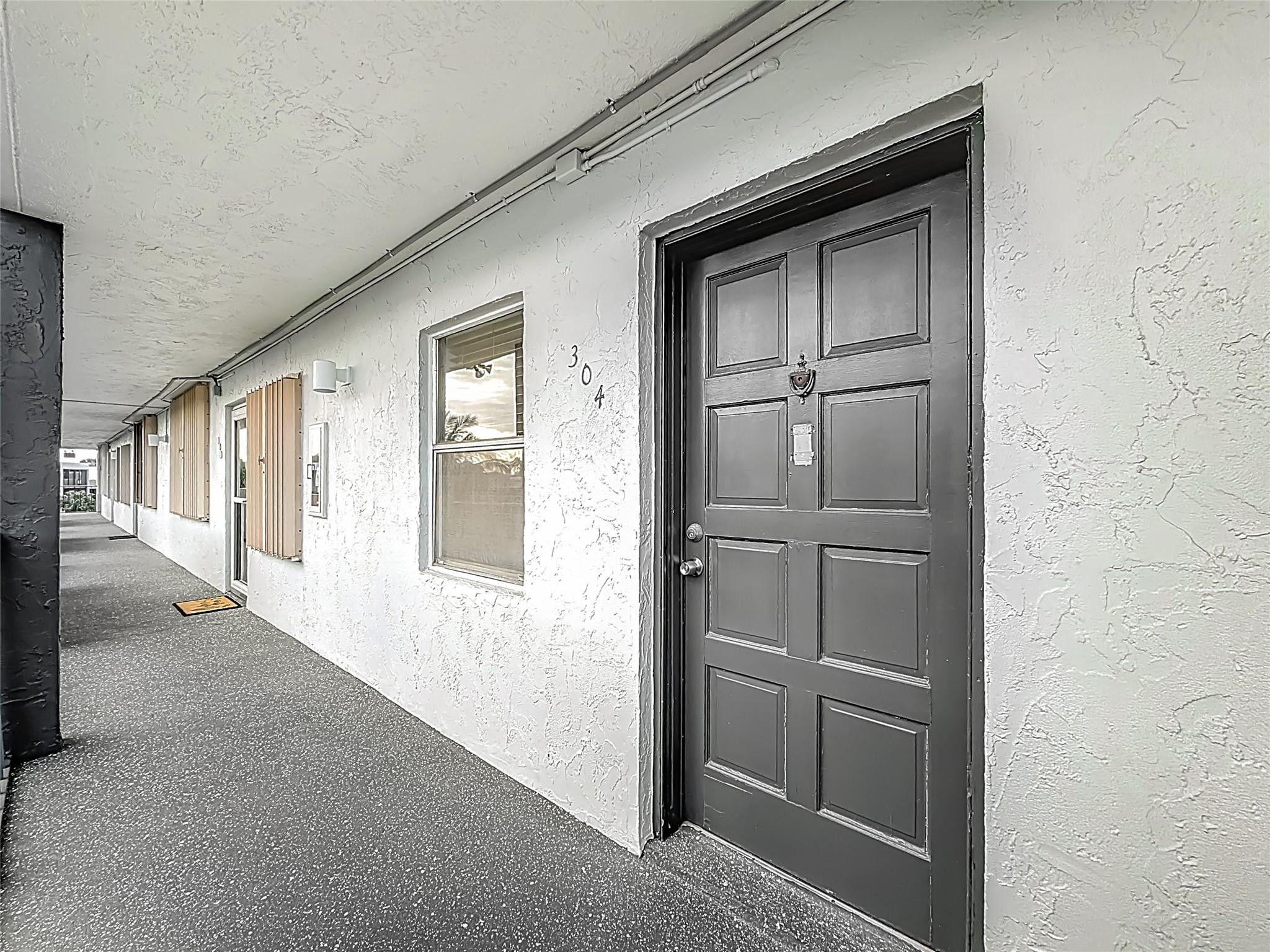Island Club - Residential Lease