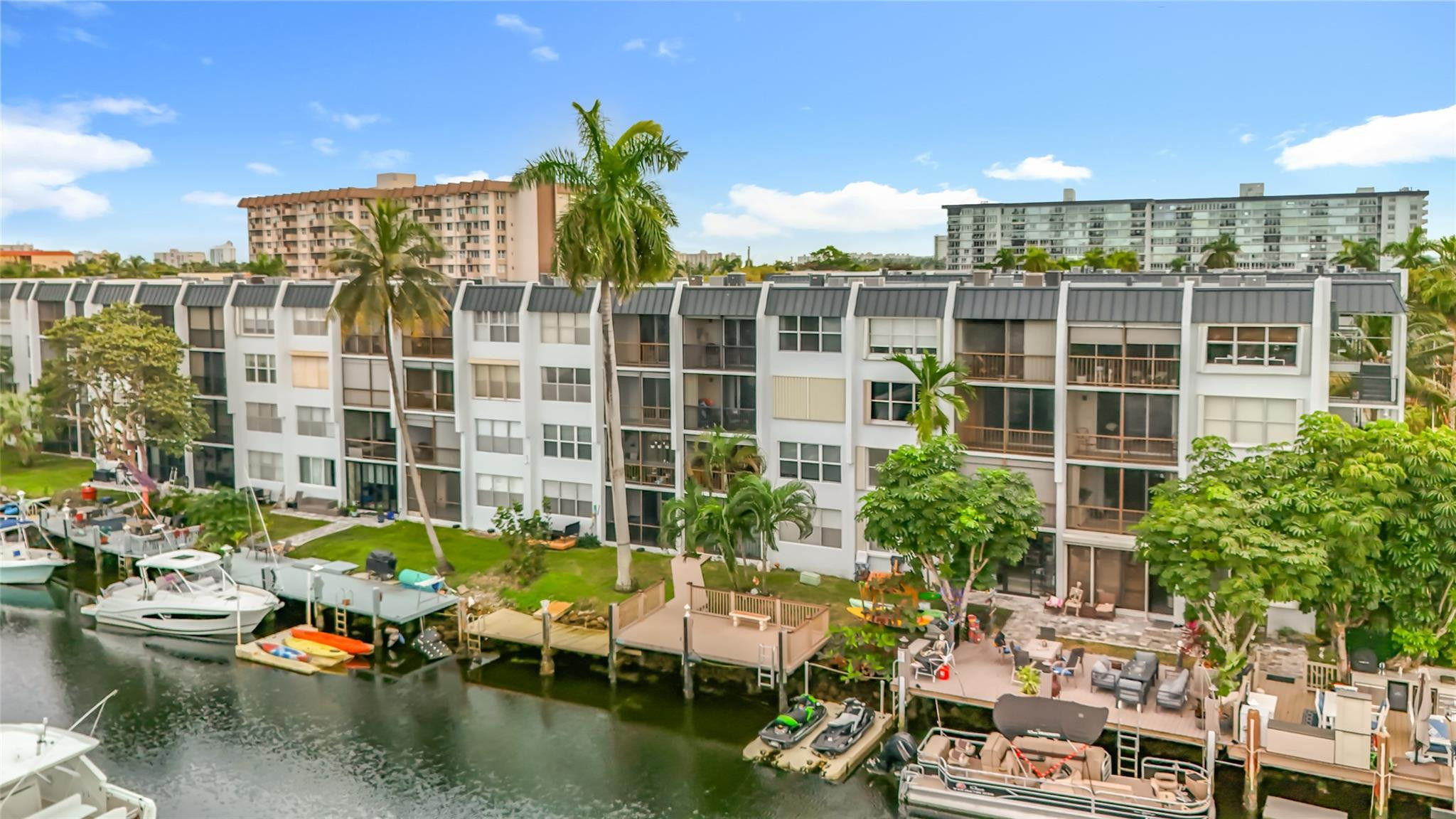 Island Club - Residential Lease