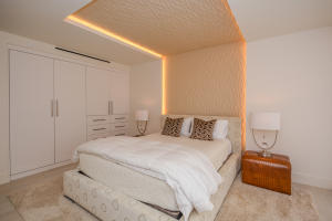 PALM BEACH STRATFORD COND - Residential