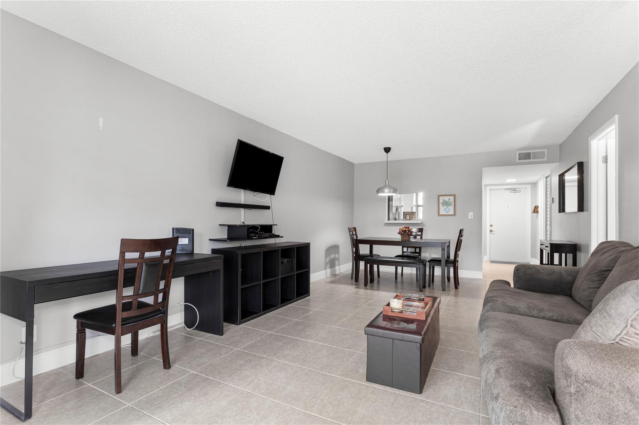 Sunrise Lakes - Residential