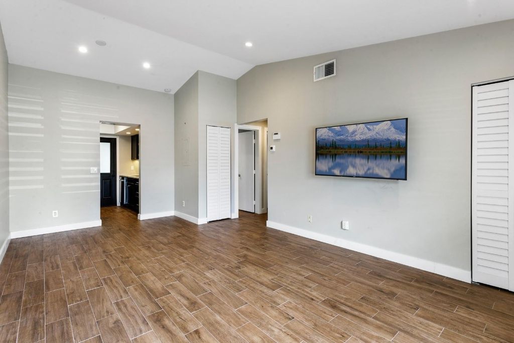 Photo of 105 Doe Trail #105, Jupiter, FL 33458 (MLS # F10443370)