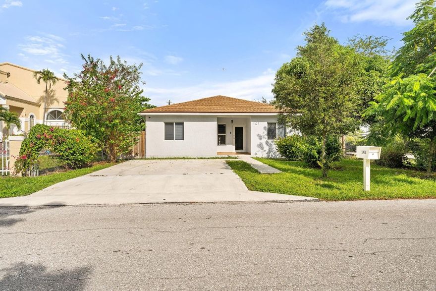 Beautiful 2022 Single-Family Home Near Downtown Pompano Beach! This modern 3-bedroom home offers a spacious layout plus a huge bonus room that can easily serve as a family room, additional bedroom, or private efficiency. Enjoy a large yard with plenty of space for entertaining or future additions — and no HOA! Built in 2022, this newer construction home features contemporary finishes and energy-efficient design. Conveniently located less than 10 minutes from I-95 and just 10 minutes from the beach. Close to major stores, farmer's markets, restaurants, and everything Downtown Pompano has to offer.