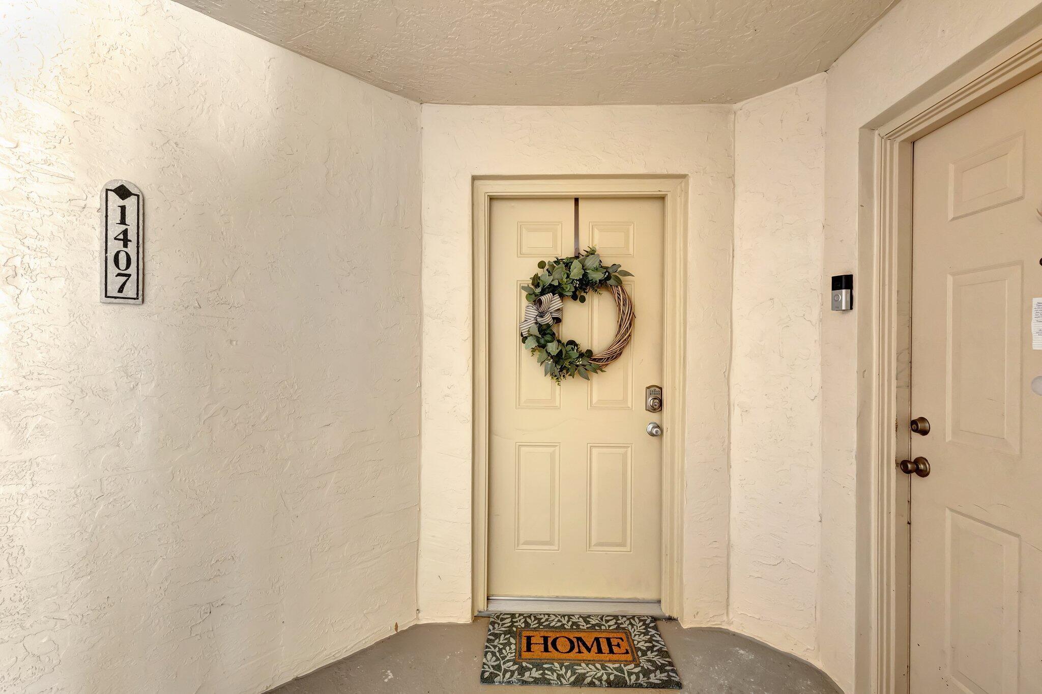 1400 Crestwood 1407 Court S 1407