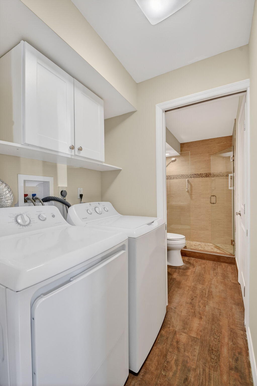 KINGS POINT SAXONY CONDOS - Residential