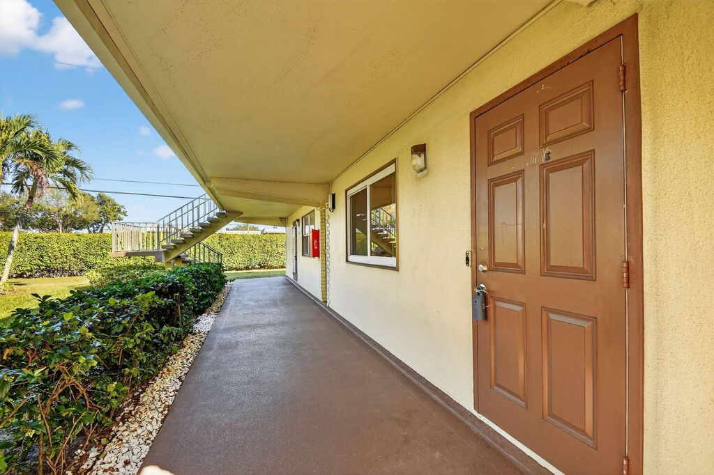 Photo of 98 Saxony C, Delray Beach, FL 33446 (MLS # R11162846)