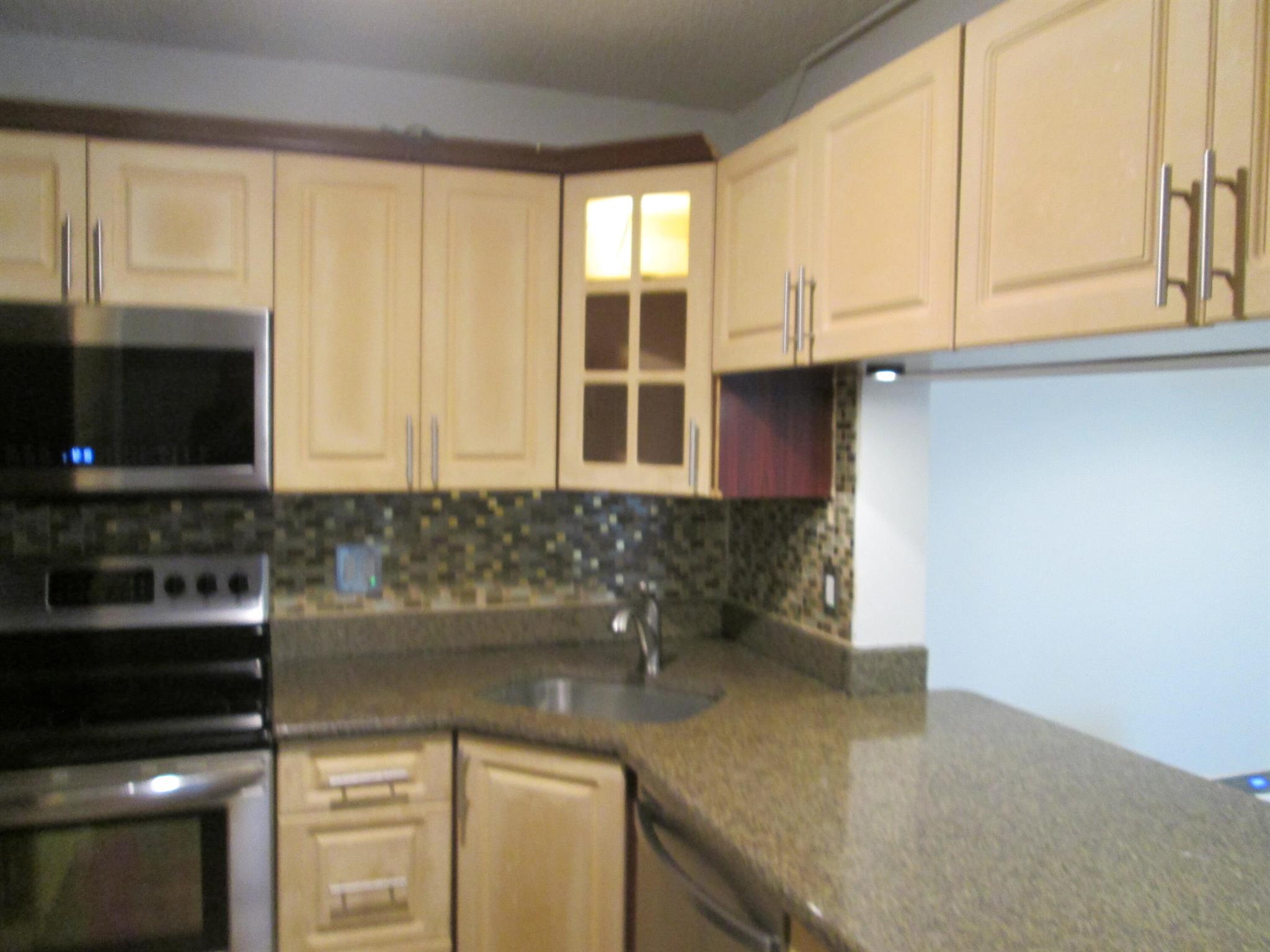 CHARTER CLUB OF PALM BEAC - Residential