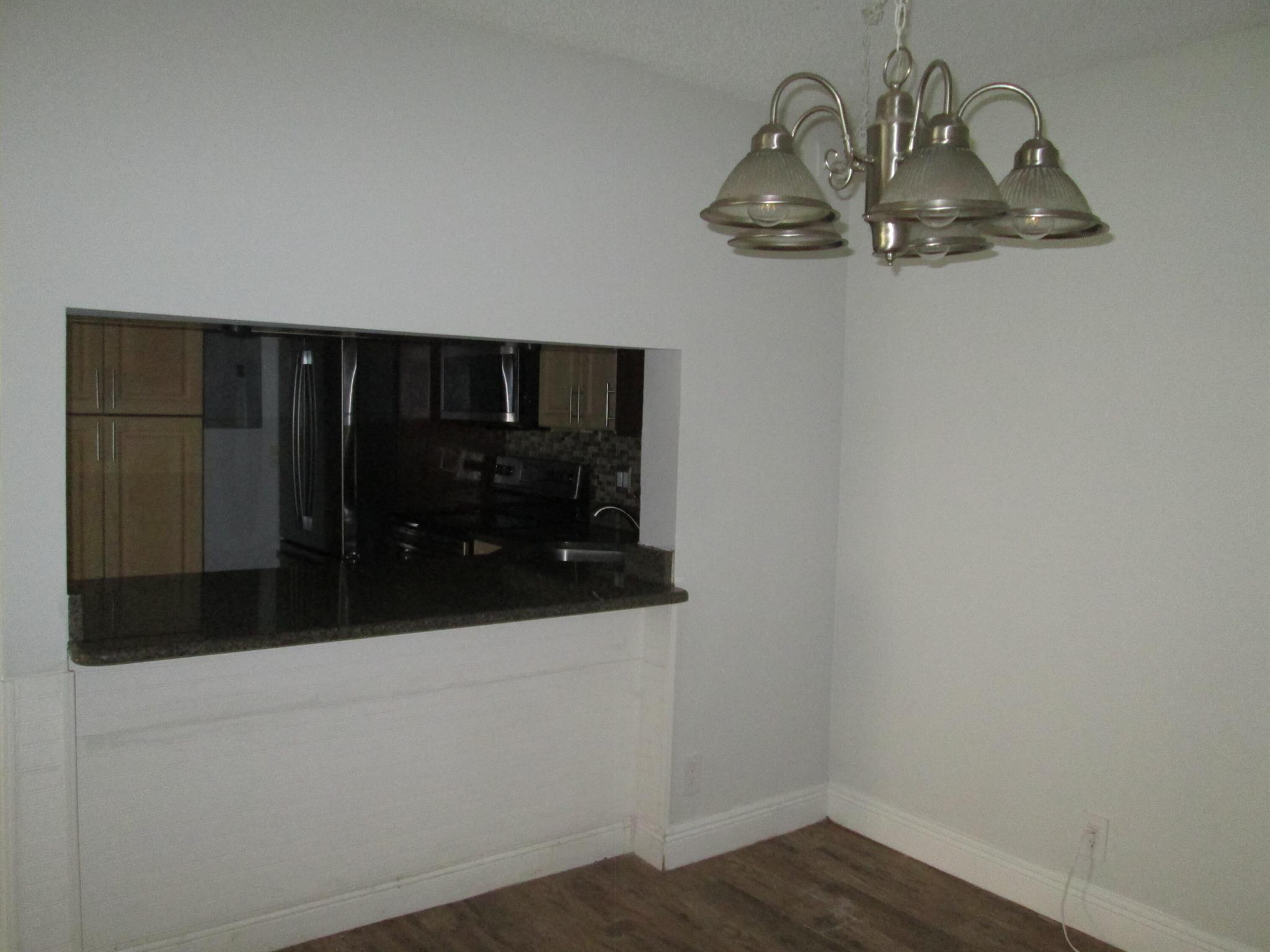 CHARTER CLUB OF PALM BEAC - Residential