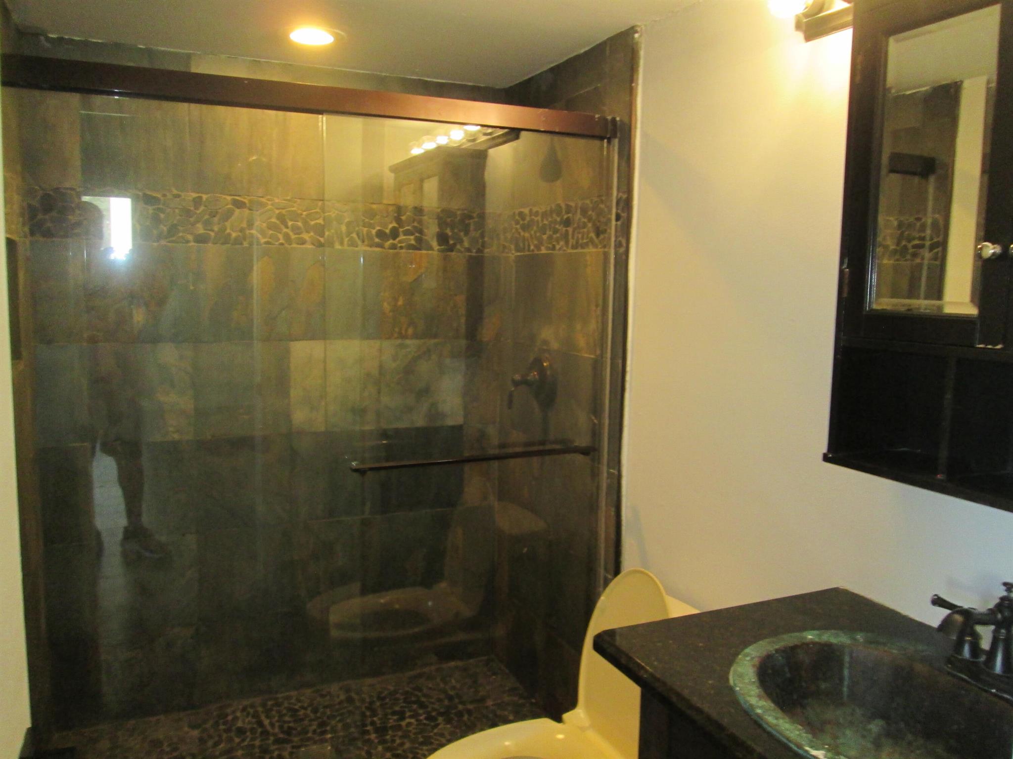 CHARTER CLUB OF PALM BEAC - Residential