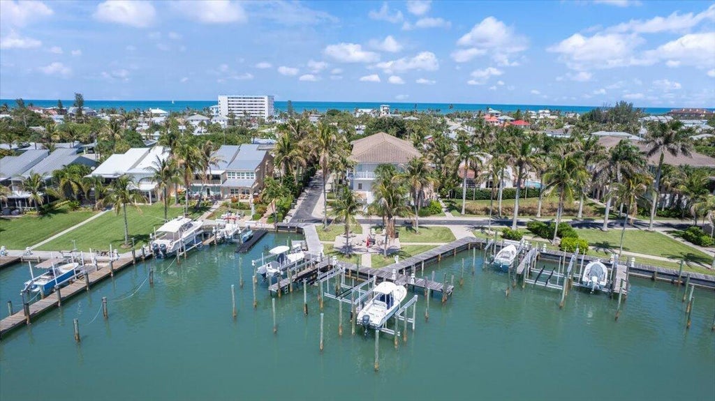 Photo of 1581 BOW LINE Road, Fort Pierce, FL 34949 (MLS # B26081998)