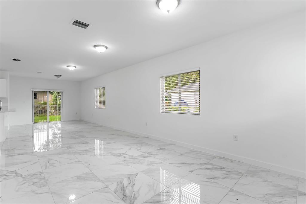 EAST LIBERTY CITY HOMESIT - Residential Lease